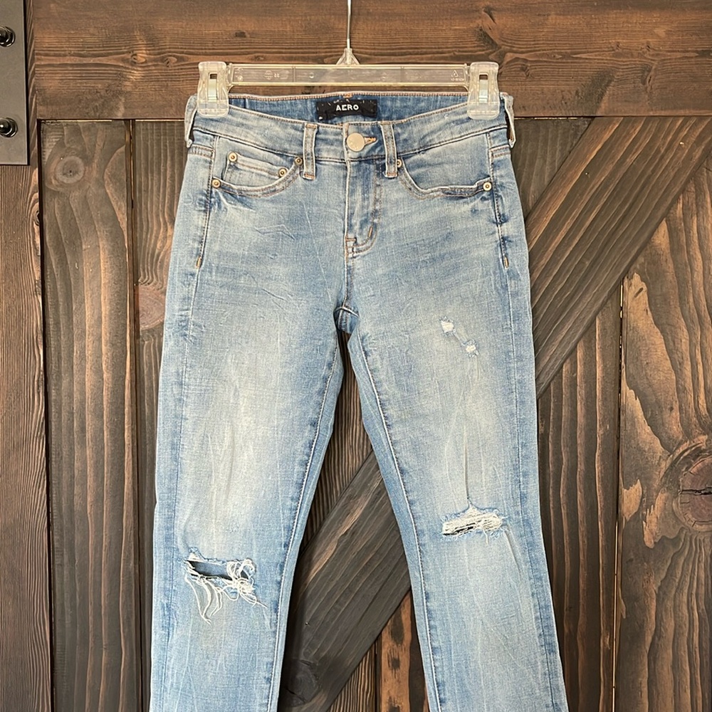 Aeropostale Low Rise Stretch Skinny Jean, size 00R
